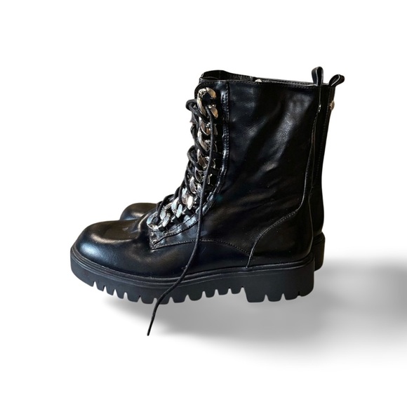 Kendall & Kylie Shiny Black Combat Boots – Lace-Up Platform – Size 8 - Picture 4 of 6